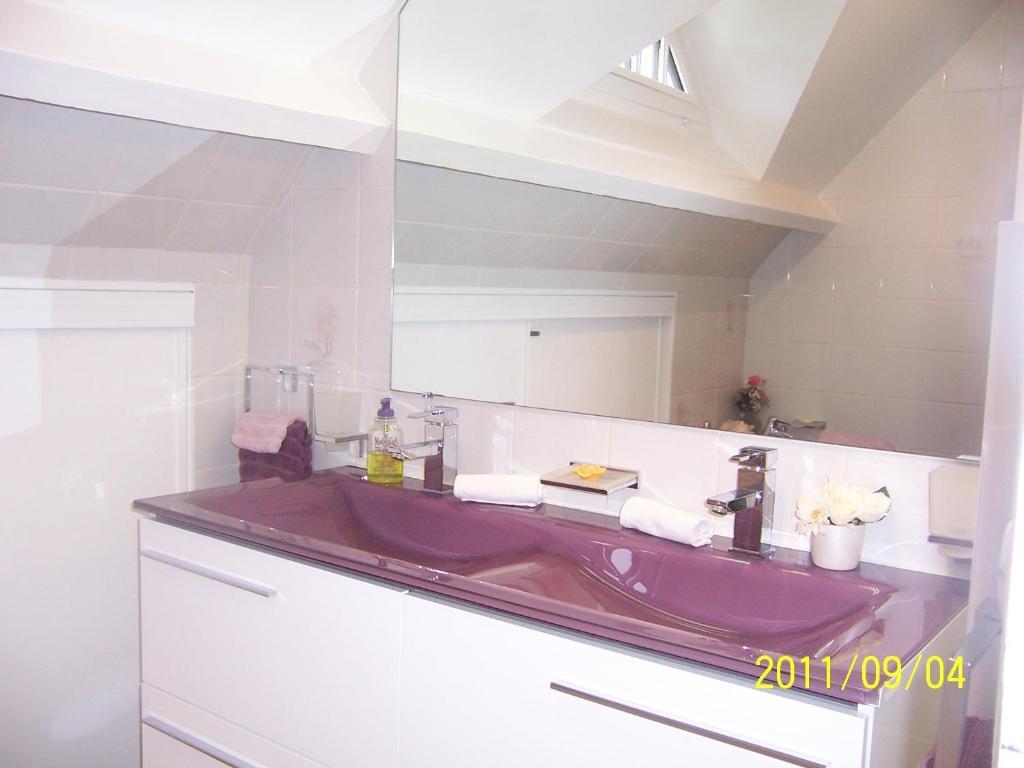 Aux Marguerites Villa Sainte-Genevieve-les-Gasny Room photo