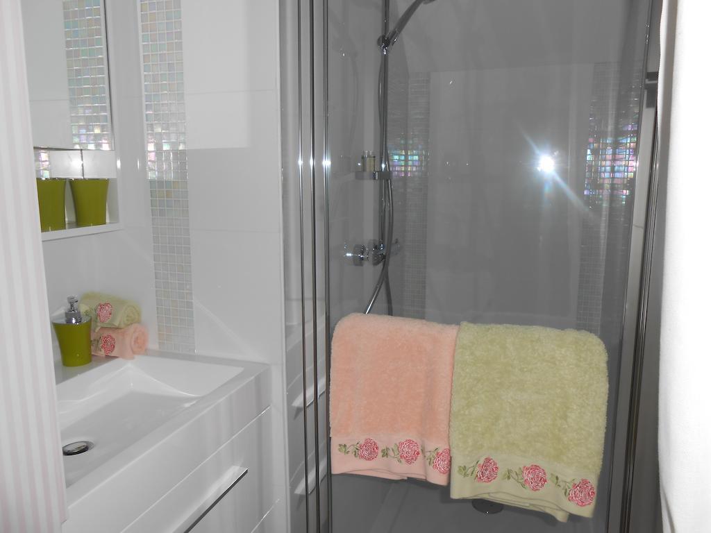 Aux Marguerites Villa Sainte-Genevieve-les-Gasny Room photo